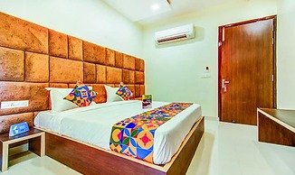 FabHotel Nayyar Inn
