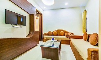 FabHotel Nayyar Inn