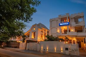 Fabhotel Jaipur Villa
