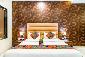FabHotel Prime President