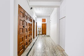 FabHotel Astoria House