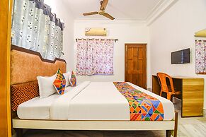 FabHotel Astoria House
