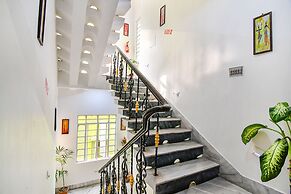 FabHotel Astoria House