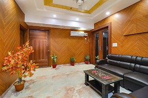 Fabhotel Grand Arya