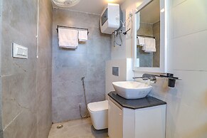 Fabhotel Grand Arya