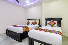 Fabhotel Lotus Park