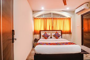 Fabhotel Lotus Park