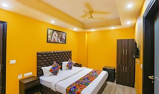 FabHotel Taj Home Stay