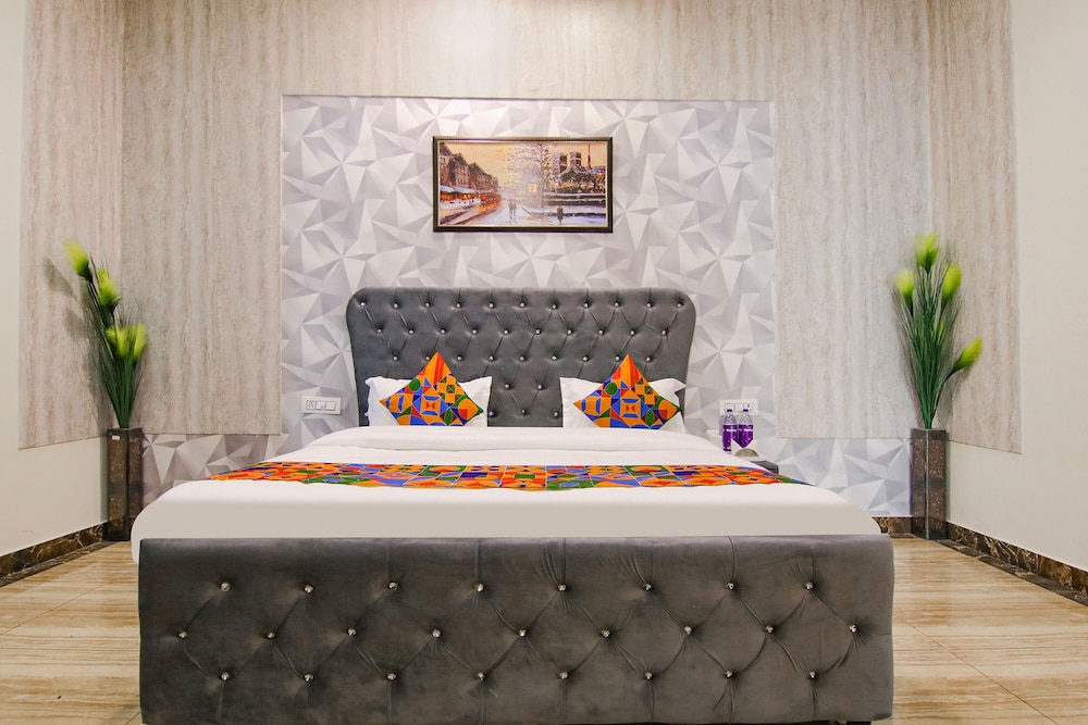 FabHotel Sky Lark Farm
