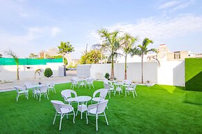 FabHotel Sky Lark Farm