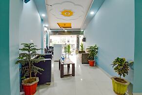 Fabhotel Sarvika
