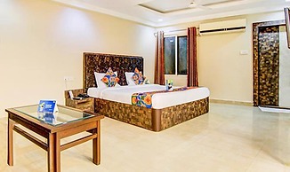 Fabhotel Ct Palace