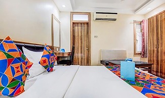 Fabhotel Ct Palace