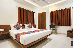 Fabhotel Balaji Paradise