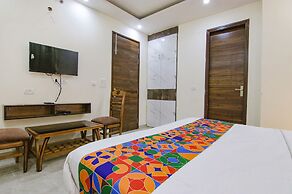 Fabexpress Waypoint Inn