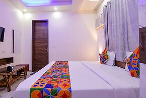 Fabexpress Waypoint Inn