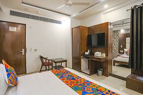 Fabhotel Station I