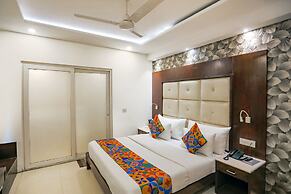 Fabhotel Station I