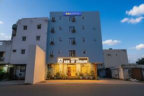 Fabhotel Airport Avalon