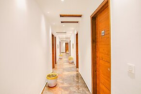 Fabhotel Prime Royal Maple