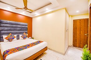 Fabhotel Aqua Tulip