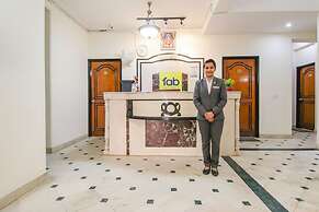 Fabhotel Singh Suite
