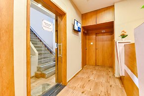 FabHotel Gokul Villa