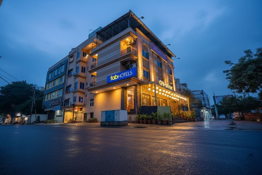 Fabhotel Uday Vilas