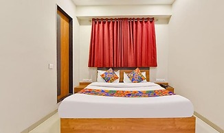 Fabhotel Happinex