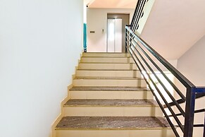 FabHotel Siddharth Corporate