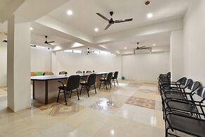 FabHotel Siddharth Corporate