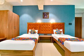 FabHotel Siddharth Corporate