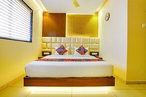 Fabhotel Hindustan Residency