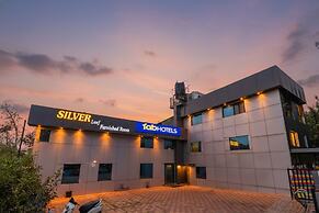 FabHotel Silver Leef and Resort