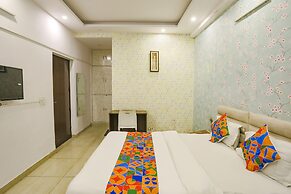 FabHotel Comfirt Inn