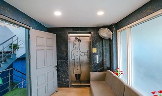 FabHotel Blusky