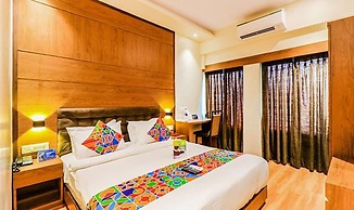 FabHotel Ascot International