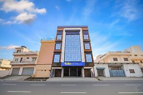 Fabhotel Triveni
