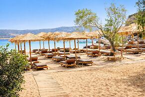 Helios Beach Hotel & Bungalows