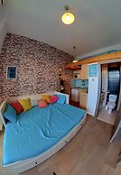 Beach Shack Studio s&l