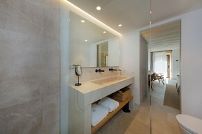 Treurer Olive Grove & Grand House - Adults Only