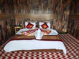 Pangong Sunrise Cottage & Resort