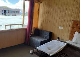 Pangong Sunrise Cottage & Resort