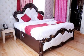 Hotel Krishna Manu Palace