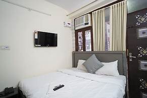 Roomshala 034 Grihum Noida Sector 63