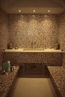 Amber El Fell- Boutique Hotel