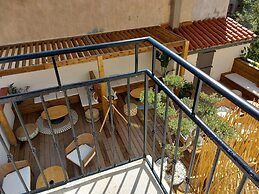 Intense Boutik Hôtel
