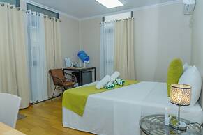 Royal Suites Port Barton
