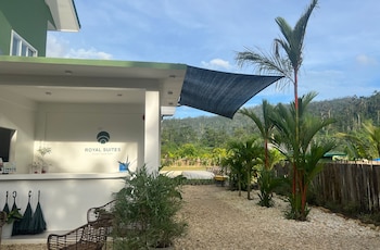 Royal Suites Port Barton