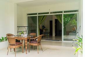 Royal Suites Port Barton